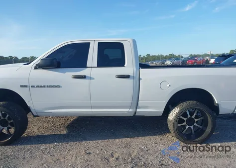2012 Ram 1500 St z USA, uszkodzony, nr VIN 1C6RD6FT6CS323341